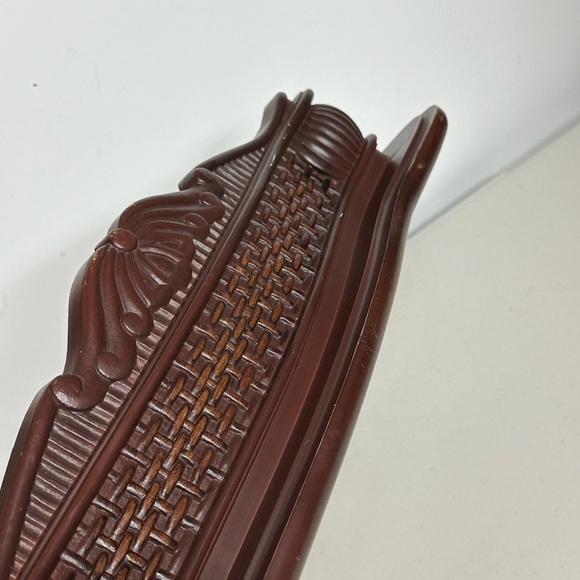 Vintage home interiors faux woven design floating shelf - Picture 12 of 15